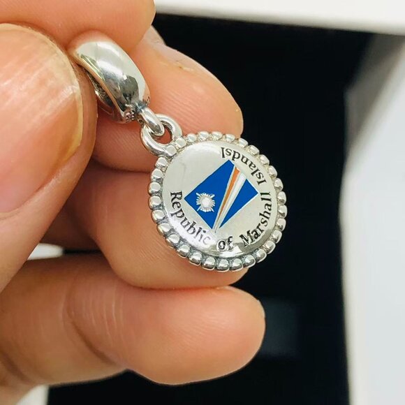 ✨🔥Pandora The Republic of the Marshall Islands Exclusive Dangle charm - Picture 1 of 4
